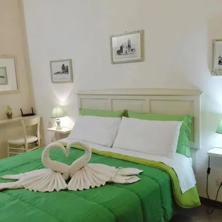 Bilocale Al Centro Nyaraló